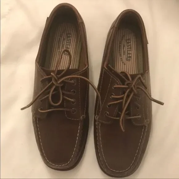 EASTLAND BROWN LEATHER DOCK SHOES.  NEW. - Picture 4 of 7